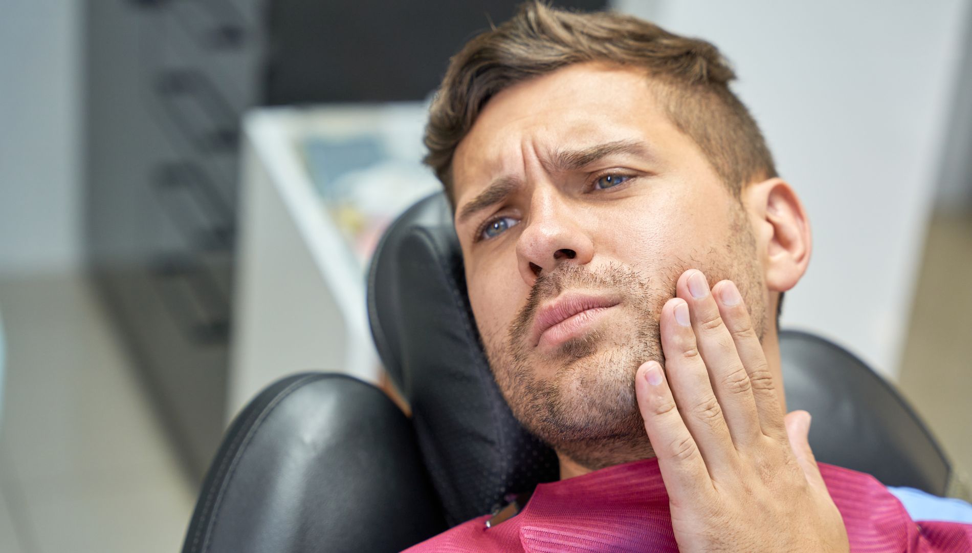 Što se događa ako se ne liječi zub koji boli?